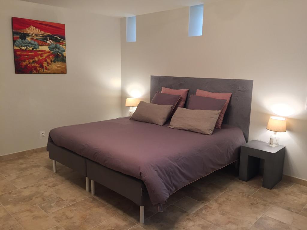 Bed and Breakfast La Rivayne Lourmarin Exterior foto