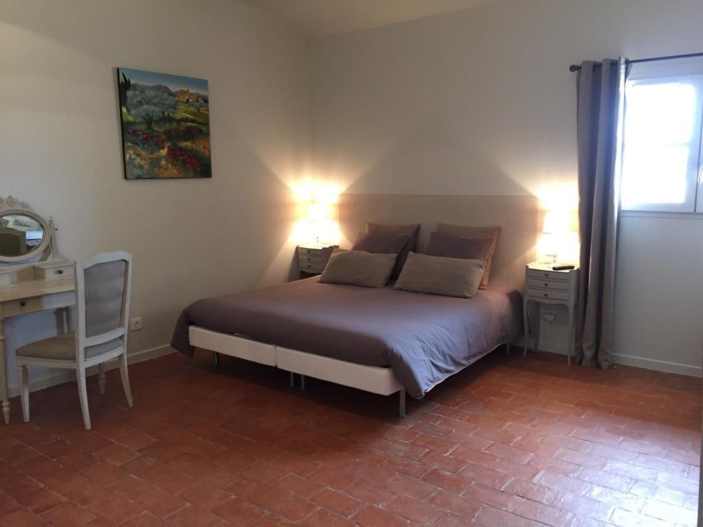 Bed and Breakfast La Rivayne Lourmarin Exterior foto